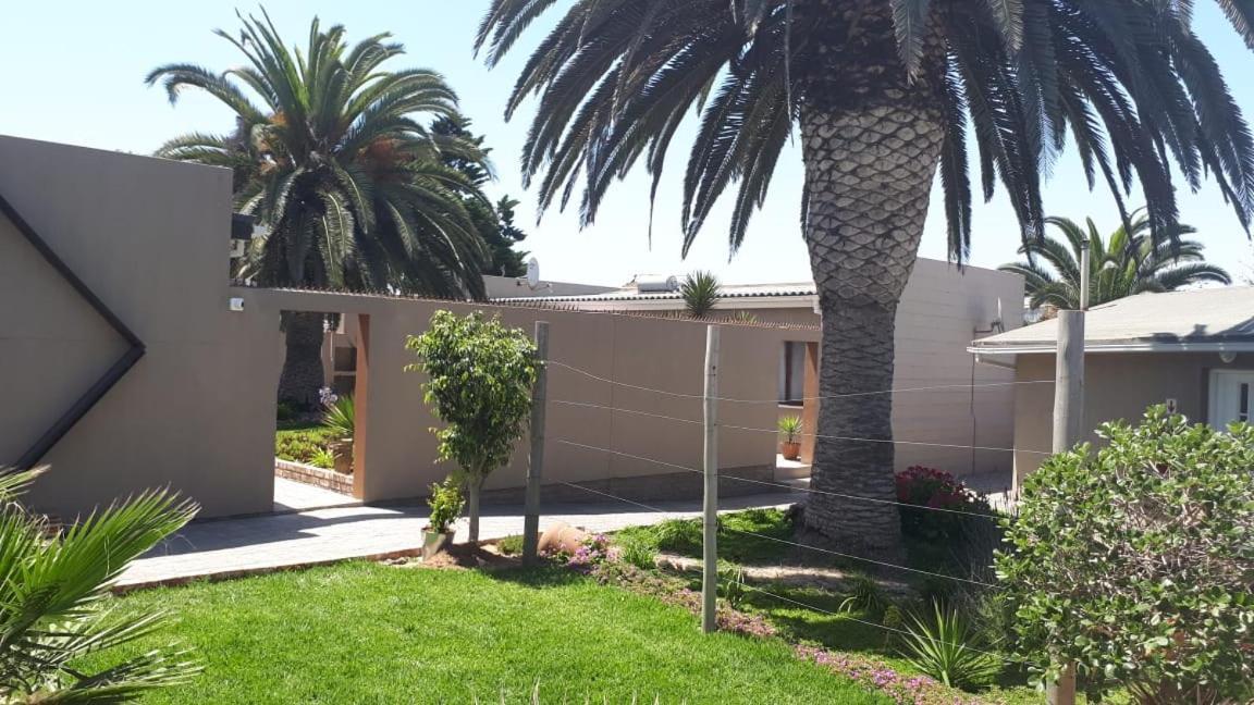The Mole Guesthouse Swakopmund Esterno foto