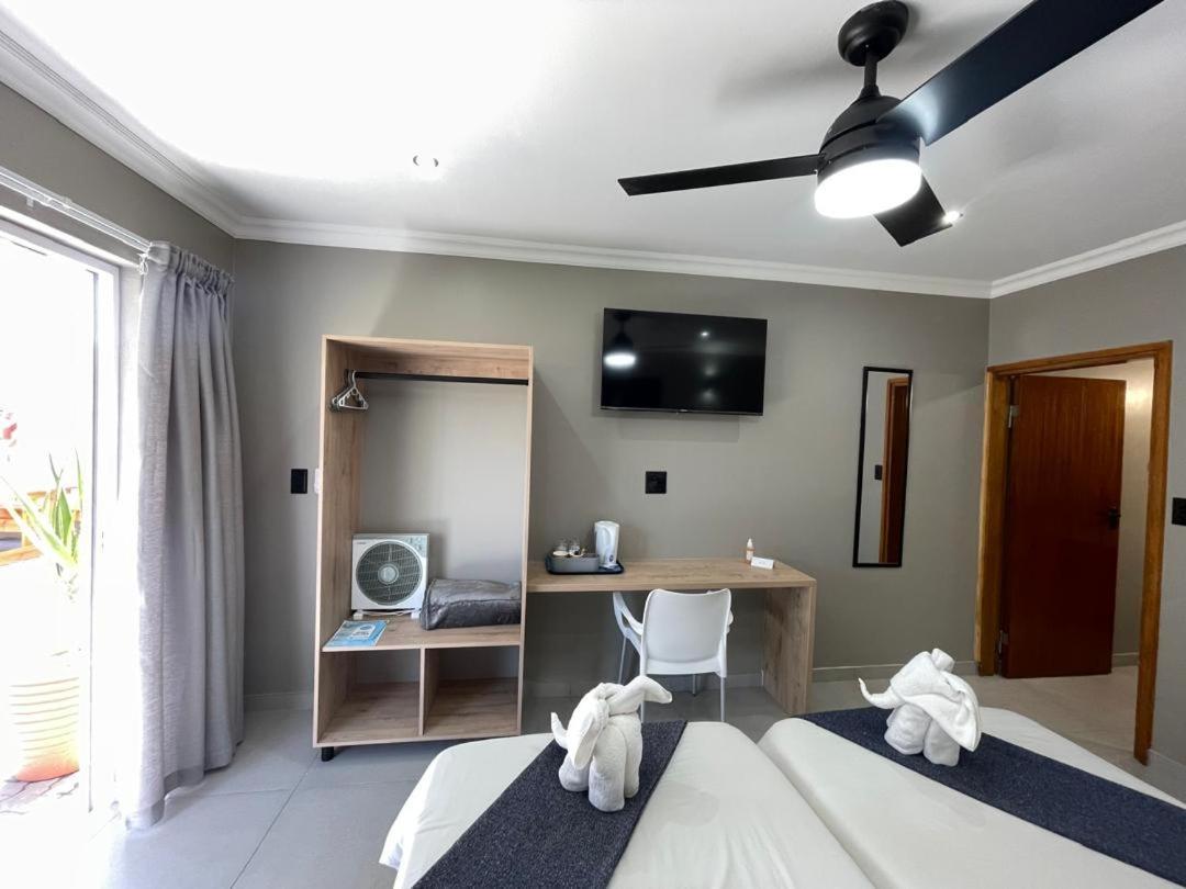 The Mole Guesthouse Swakopmund Esterno foto